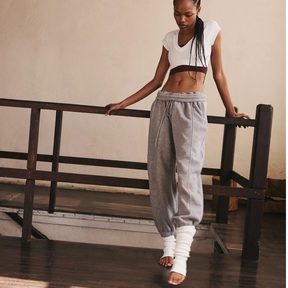 NWT Free People Movement Mainstream Baby Tee Bra in White - Picture 8 of 9